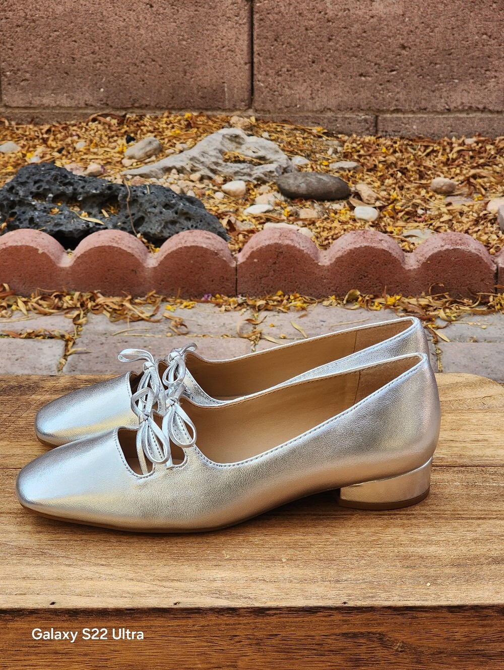 Copper Key Women's Frolic Metallic Leather Double Bow Mary Jane Pumps Size 6.5 - Picture 7 of 8